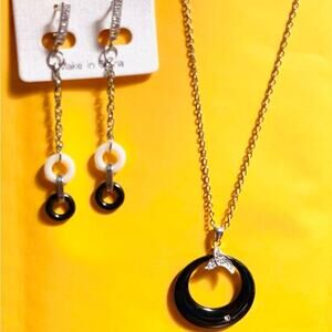 Set Necklace 18” Earrings 2.5” Set cubic zircon & ceramic solid stainless steel